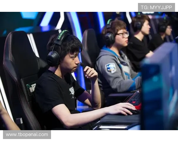 EDG战队意识解析：从团队协作到个人决策的深度剖析