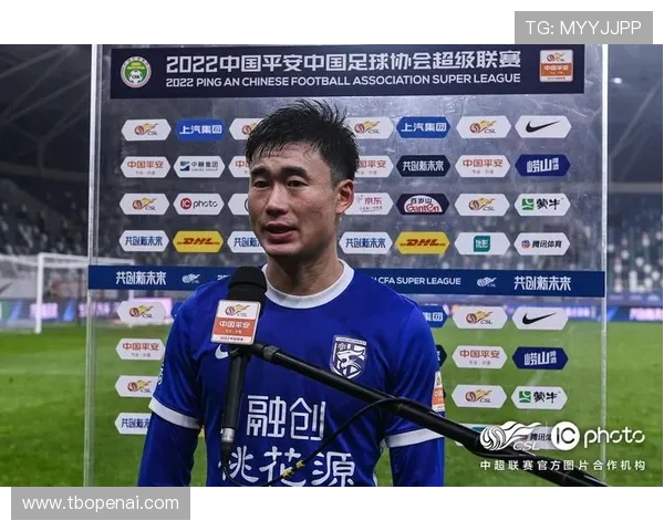 上海羽毛球队以88分稳居冠军赛积分榜首位展现强劲实力