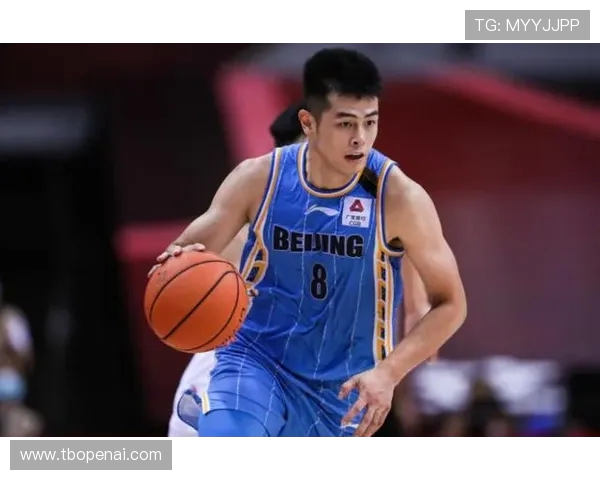 南京篮球队以54分高居锦标赛积分榜首位展现强劲实力