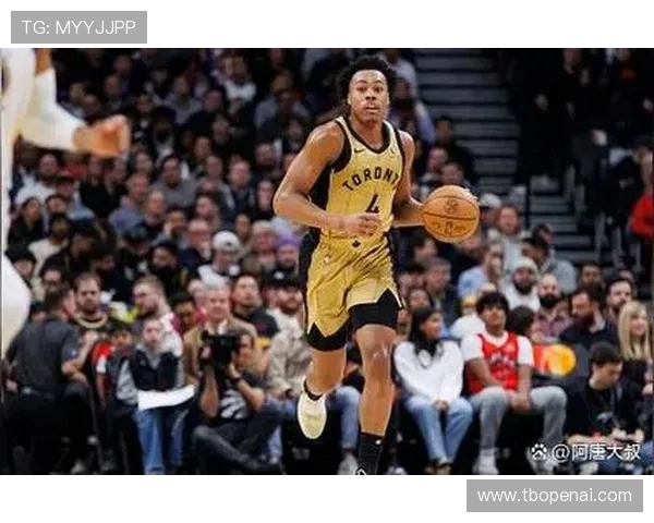 斯科蒂巴恩斯的成长之路:从新秀到NBA明星的蜕变与挑战 斯科蒂巴恩斯的成长之路:从新秀到NBA明星的蜕变与挑战