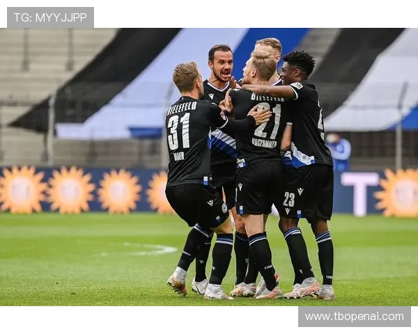 比勒费尔德与德累斯顿的较量谁能在德乙赛场中脱颖而出